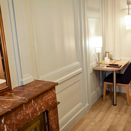 Hotel Du Dauphin Lyon Kültér fotó