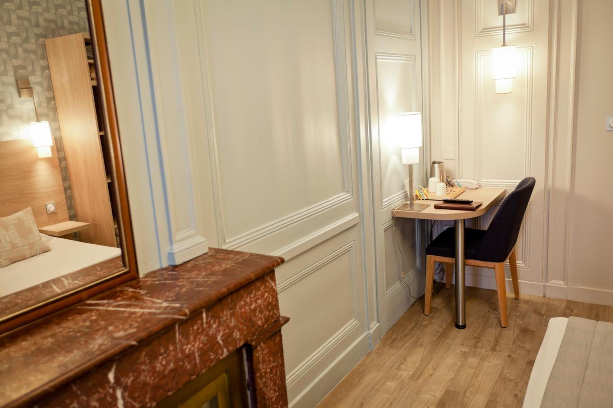 Hotel Du Dauphin Lyon Kültér fotó